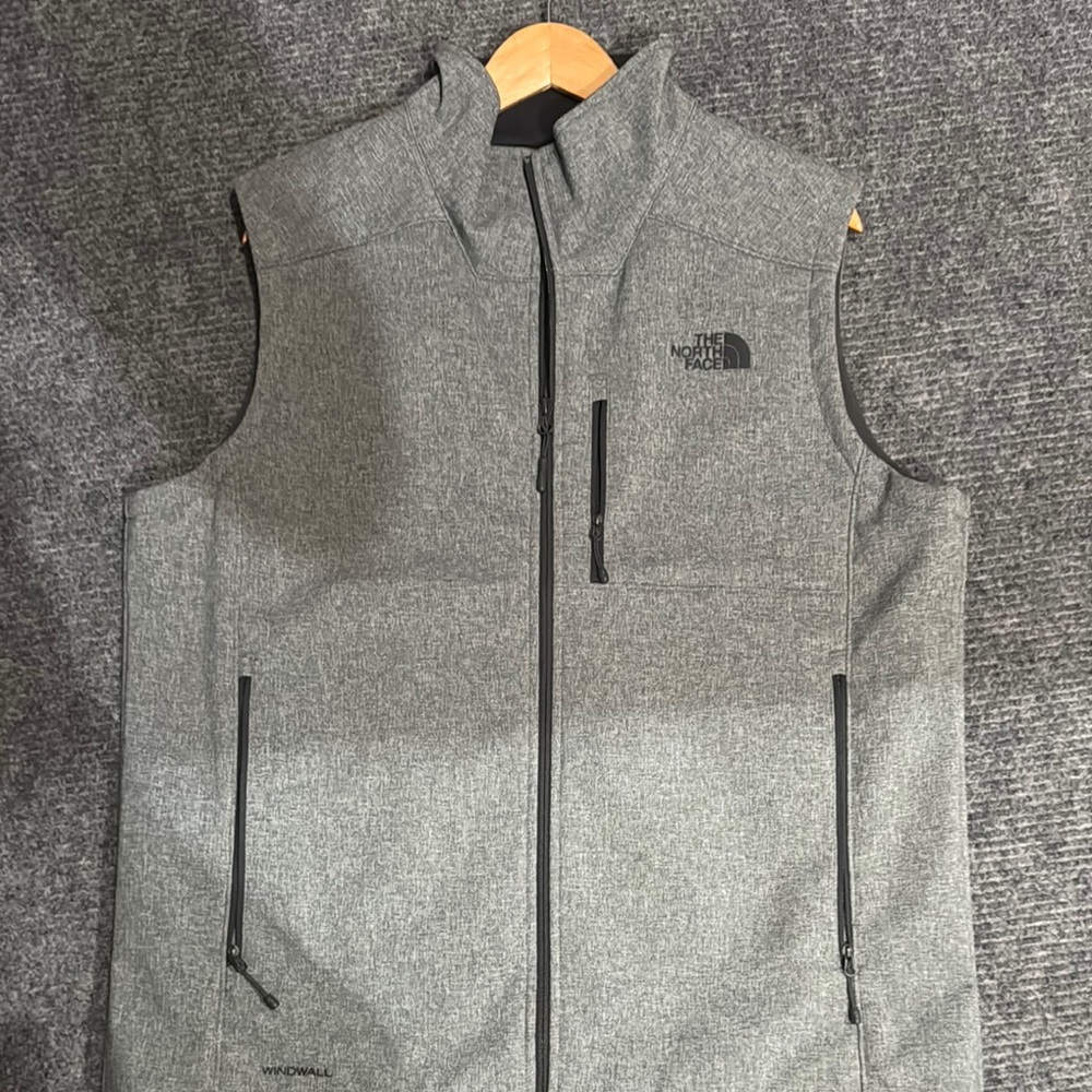 The North Face Men's Gray Vest